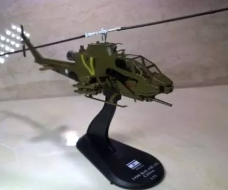 ​Mô Hình tĩnh Máy bay Trực Thăng (Israel) - Super Cobra  CH-1S 1998 1/72