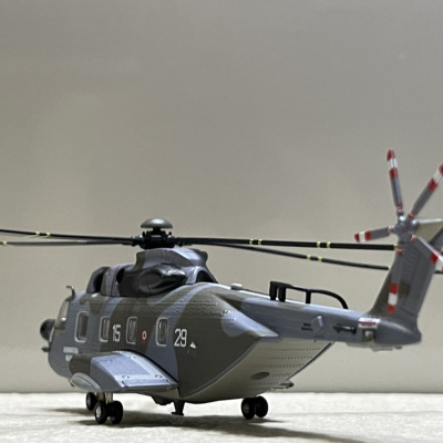 ​​Mô hình Trực Thăng Sikorsky HH-3F Pelican Không Quân Ý tỷ lệ 1/100