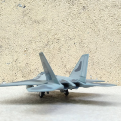 ​Mô hình trưng bày Máy bay F-22 Raptor tỷ lệ 1:100