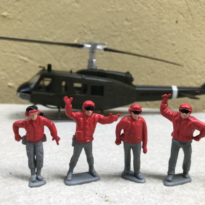 Mô hình Nhân vật Pilot tàu sân bay tỷ lệ 1:32