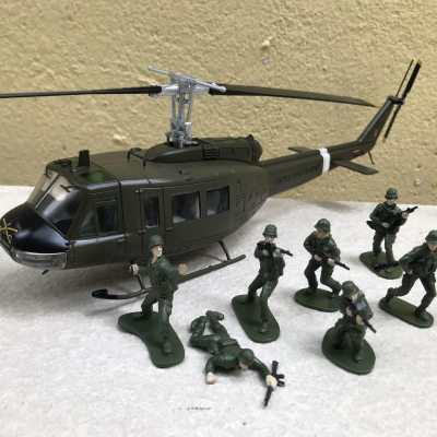 Mô hình Nhân vật tiểu đội lính tỷ lệ 1:43