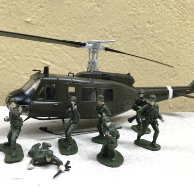 Mô hình Nhân vật tiểu đội lính tỷ lệ 1:43