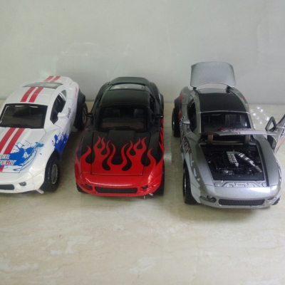 Mô hình xe Ô TÔ Rally Ares Fast 8 tỷ lệ 1:32