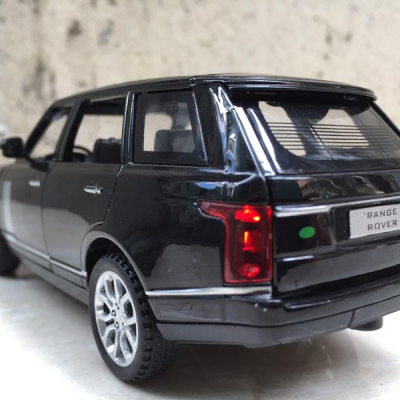 Đồ chơi mô hình xe Ô TÔ Range Rover - 1:32