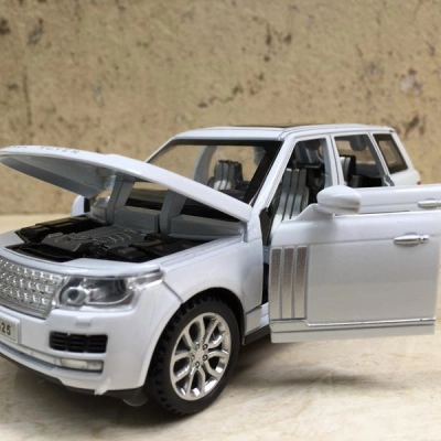 Mô hình xe Ô Tô Range Rover SUV tỷ lệ 1:32