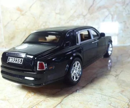 Đồ chơi mô hình xe Ô TÔ Rolls-Royce Phantom 1:24
