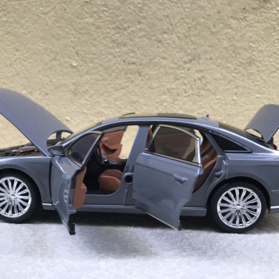 Mô hình ô tô xe Audi A8 2024 tỷ lệ 1:24