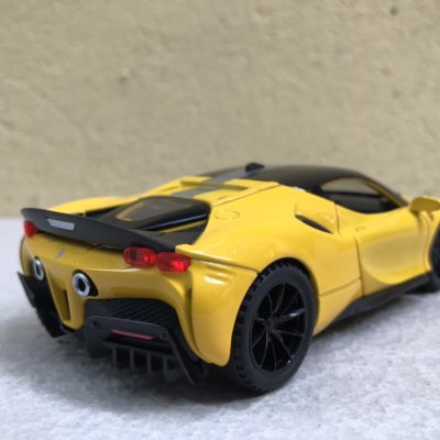Mô hình Siêu xe Ferrari SF90 2022  tỷ lệ 1:32