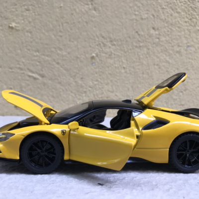 Mô hình Siêu xe Ferrari SF90 2022  tỷ lệ 1:32