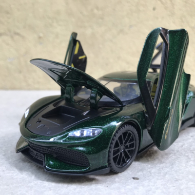 Mô hình siêu xe Koenigsegg GEMERA tỷ lệ 1:32