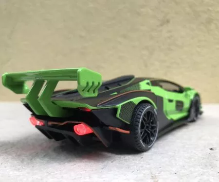 ​Mô hình siêu xe Lamborghini Essenza SCV12 tỷ lệ 1:32