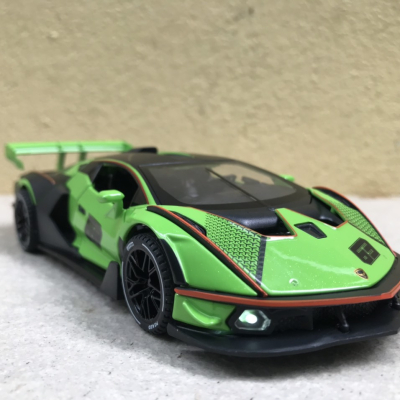 Mô hình siêu xe Lamborghini Essenza SCV12 tỷ lệ 1:32