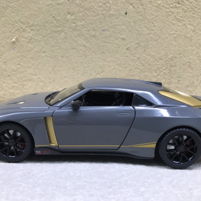 Mô hình siêu xe NISSAN GT- R350 2022 tỷ lệ 1:24
