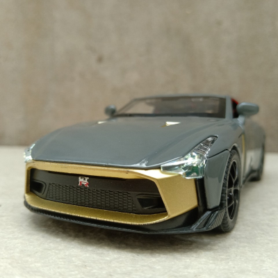 ​Mô hình Siêu xe NISSAN RT-50  tỷ lệ 1:32