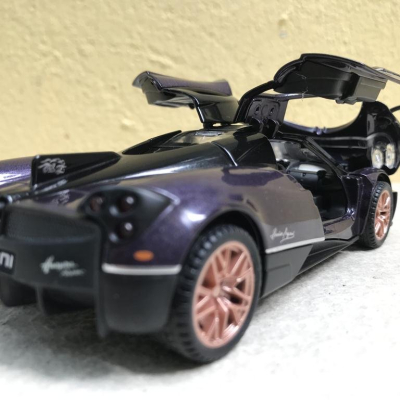 Mô hình Siêu xe PAGANI Huayra Dinastia tỷ lệ 1:32