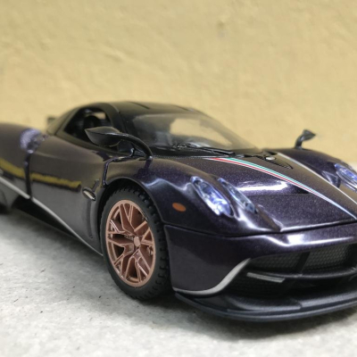 Mô hình Siêu xe PAGANI Huayra Dinastia tỷ lệ 1:32