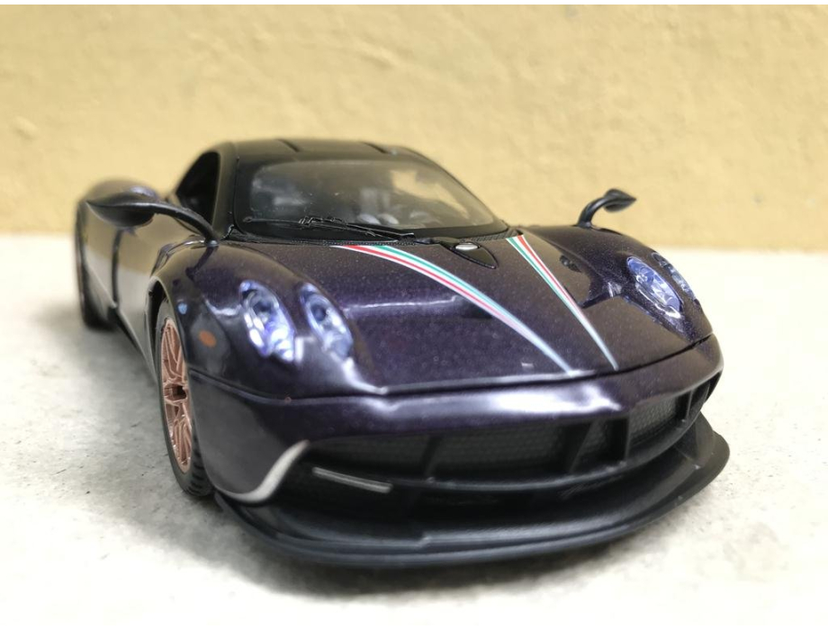Mô hình Siêu xe PAGANI Huayra Dinastia tỷ lệ 1:32 Mô hình Siêu xe PAGANI Huayra Dinastia tỷ lệ 1:32