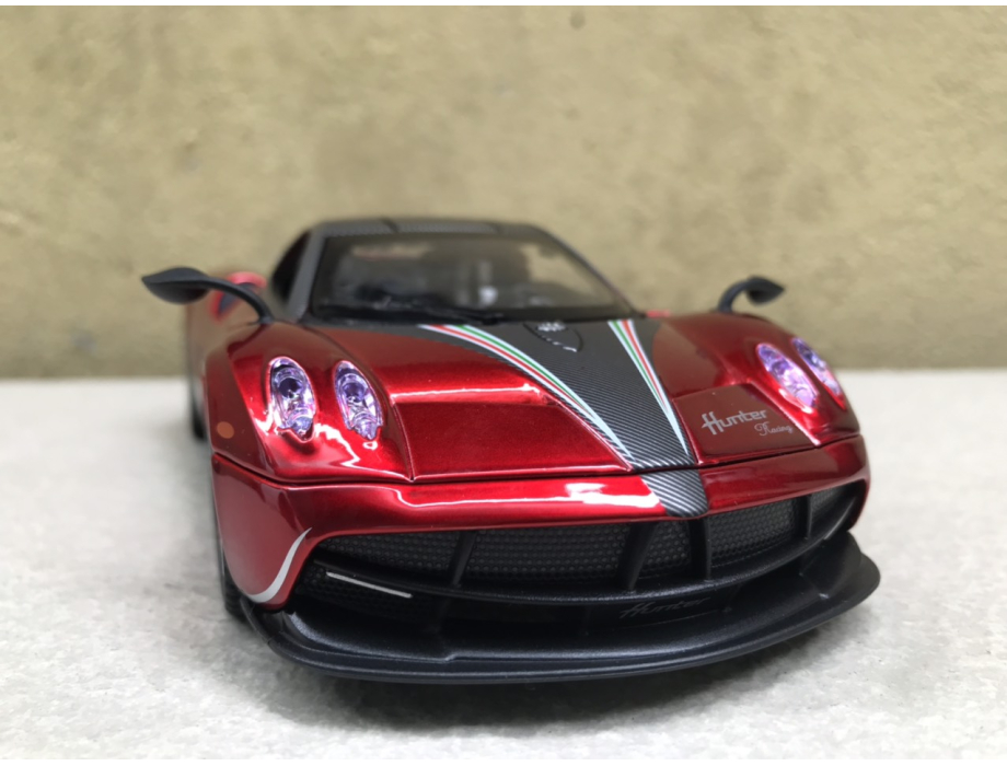 Mô hình Siêu xe PAGANI Huayra tỷ lệ 1:24 Mô hình Siêu xe PAGANI Huayra tỷ lệ 1:24