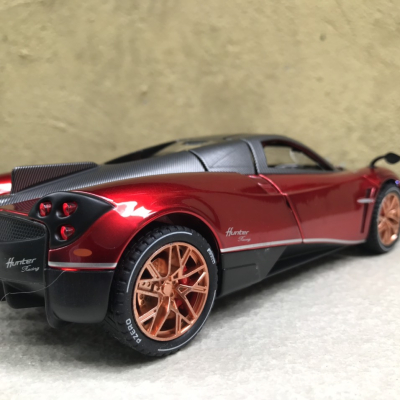 Mô hình Siêu xe PAGANI Huayra tỷ lệ 1:24