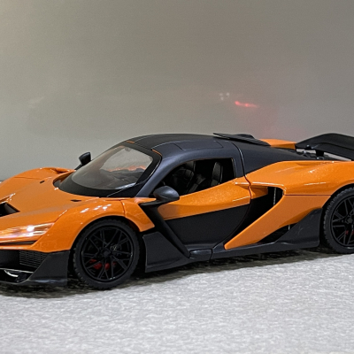 ​Mô hình trang trí xe Mclaren W1 tỷ lệ 1:24