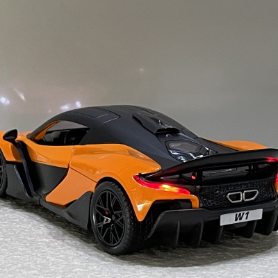 ​Mô hình trang trí xe Mclaren W1 tỷ lệ 1:24