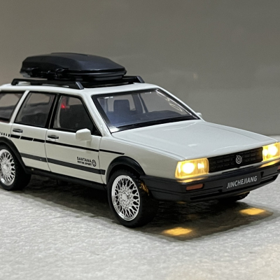 ​​Mô hình trang trí xe volkswagen santana Quantum tỷ lệ 1:32 (XVOW32SA)