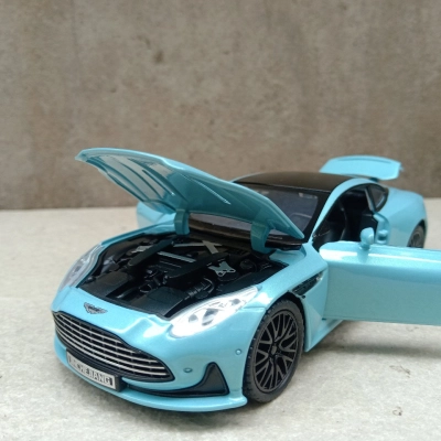 Mô hình xe Aston Martin DB12 tỷ lệ 1:32
