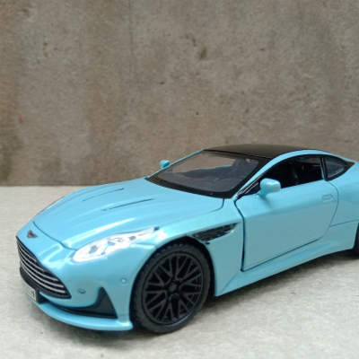 Mô hình xe Aston Martin DB12 tỷ lệ 1:32