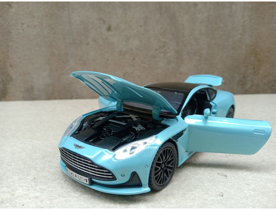 Mô hình xe Aston Martin DB12 tỷ lệ 1:32 Mô hình xe Aston Martin DB12 tỷ lệ 1:32