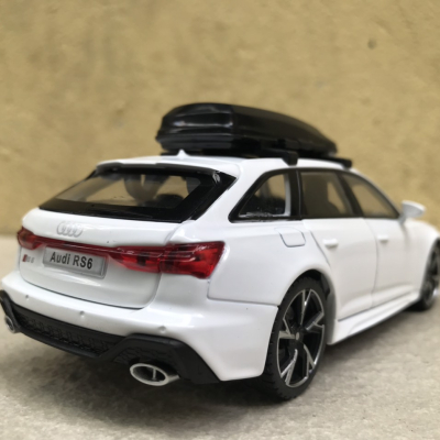 Mô hình xe AUDI RS6 2024 tỷ lệ 1:32