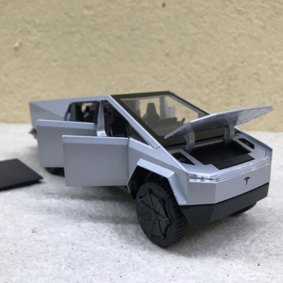 Mô hình xe bán tải Tesla Cybertruck 2023  tỷ lệ 1:32