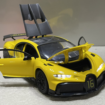 ​Mô hình xe Bugatti Chiron Pur Sport tỷ lệ 1:24