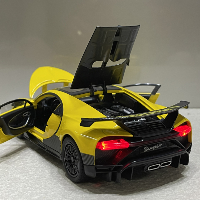 ​Mô hình xe Bugatti Chiron Pur Sport tỷ lệ 1:24