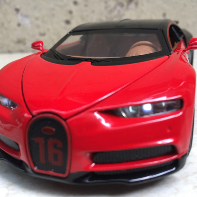 Mô hình xe Bugatti Chiron Sport  tỷ lệ: 1:32