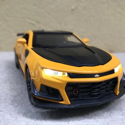Mô hình xe CHEVROLET Camaro tỷ lệ 1:32
