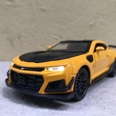 Mô hình xe CHEVROLET Camaro tỷ lệ 1:32