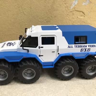 Mô hình xe Địa hình Shaman 8x8 tỷ lệ 1:24