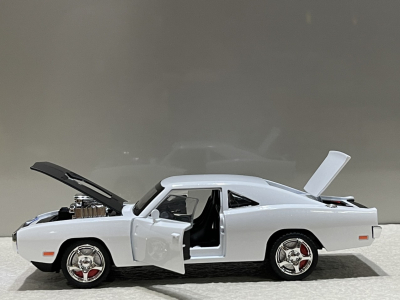 ​Mô hình xe Dodge Charger R/T Fast & Furious tỷ lệ 1:24