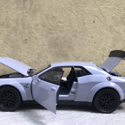 Mô hình xe Dodge Chargers SRT Hellcat 2023 tỷ lệ 1:32