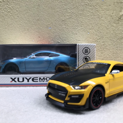 Mô hình xe Ford Mustang GT500 tỷ lệ 1:24