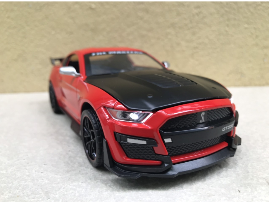 Mô hình xe Ford Mustang GT500 tỷ lệ 1:24 Mô hình xe Ford Mustang GT500 tỷ lệ 1:24