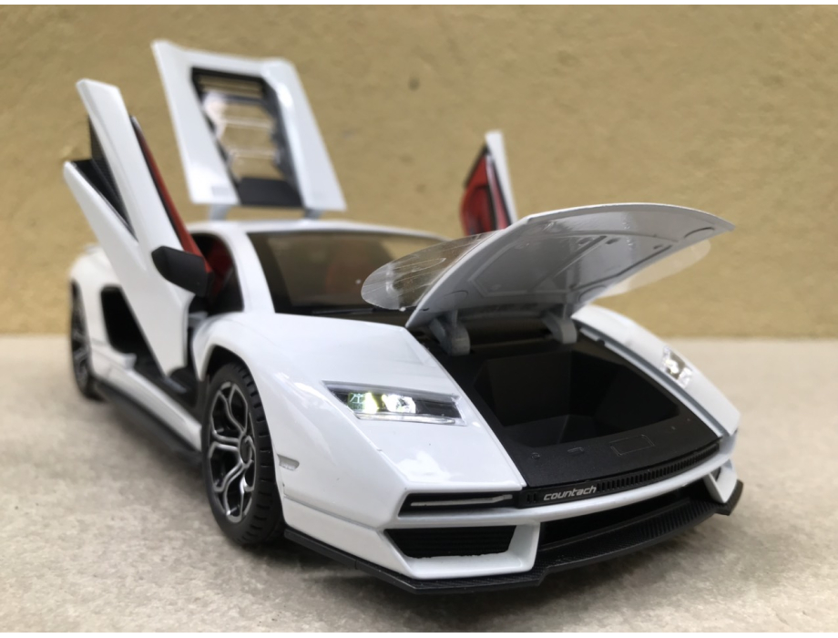 Mô hình xe Lamborghini Countach LPi 800-4 tỷ lệ 1:24 Mô hình xe Lamborghini Countach LPi 800-4 tỷ lệ 1:24