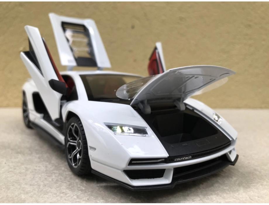 Mô hình xe Lamborghini Countach LPi 800-4 tỷ lệ 1:24