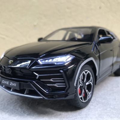 Mô hình xe Lamborghini URUS 2022  tỷ lệ 1:24