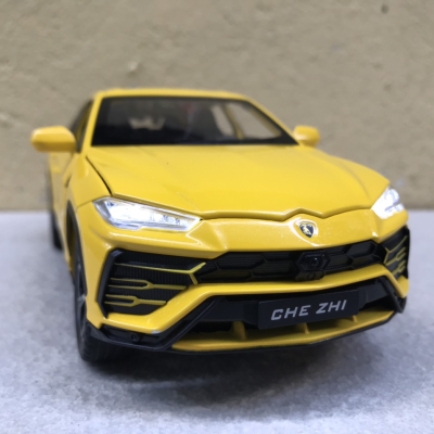 Mô hình xe Lamborghini URUS 2022  tỷ lệ 1:24