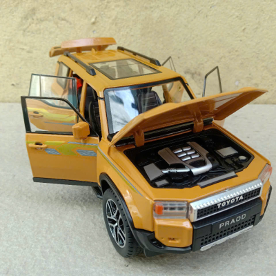 Mô hình xe land Cruiser PRADO LC250 2025 tỷ lệ 1:24