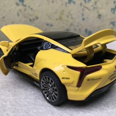 Mô hình xe LEXUS LC500 2024 tỷ lệ 1:32