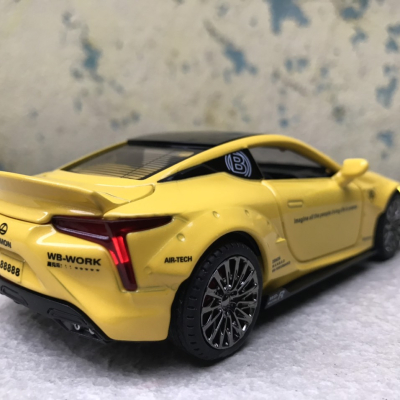 Mô hình xe LEXUS LC500 2024 tỷ lệ 1:32