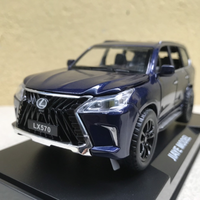 Mô hình xe LEXUS LX570 2022  tỷ lệ 1:32