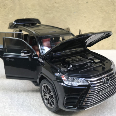 Mô hình xe LEXUS LX600 2024 tỷ lệ 1:24